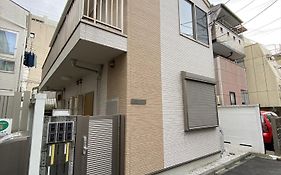 グレイシャス東新宿 東新宿駅徒歩4分 新大久保駅徒歩7分 新宿駅徒歩15分 歌舞伎町すぐ近く 美味しい韓国料理屋多数あります